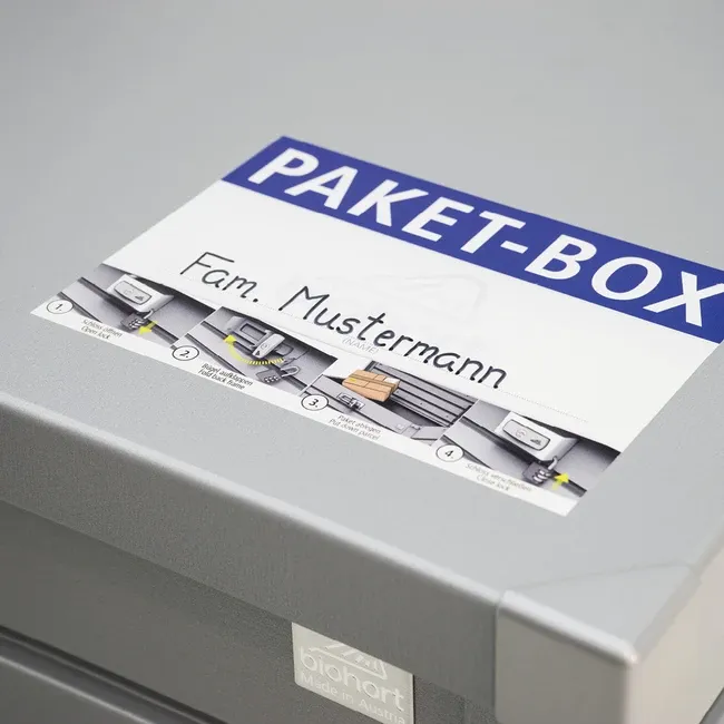 Paketbox_Aufkleber_Silber_Detail.fb325c14.webp